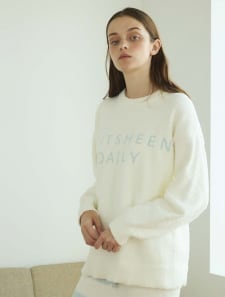 【ルームウェア】ロゴ入りもこもこプルオーバー