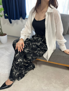 総柄フラワーリラックスパンツ