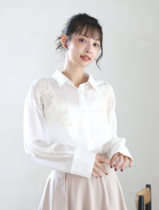 3wayスリーブコード刺繍シアーシャツ