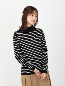 ハイネックボーダーニット