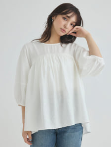 ギャザーデザインフレアブラウス