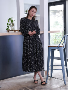 シャーリングトップワンピース