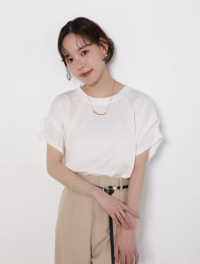 ショルダータックカットソー