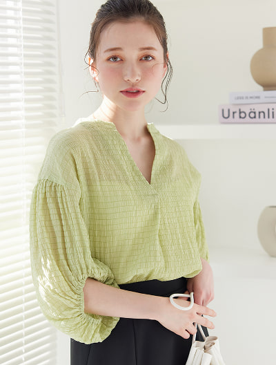 ふくれジャガードバルーンブラウス