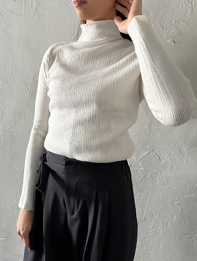 ランダムリブハイネックニット