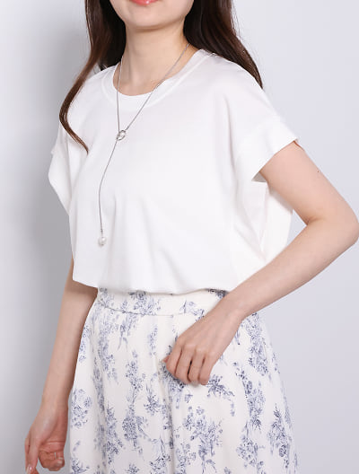 脇見え防止フレンチスリーブカットソー