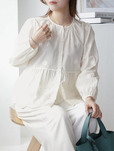 刺しゅうレース前開きブラウス