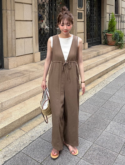 【とらまめセレクト】胸元切り替え麻混ロンパース