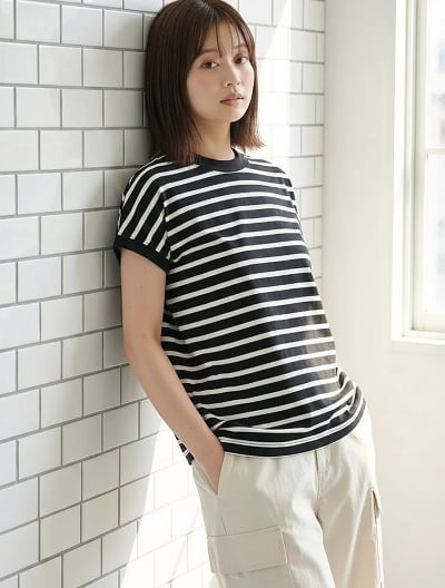 ボーダーカットソートップス