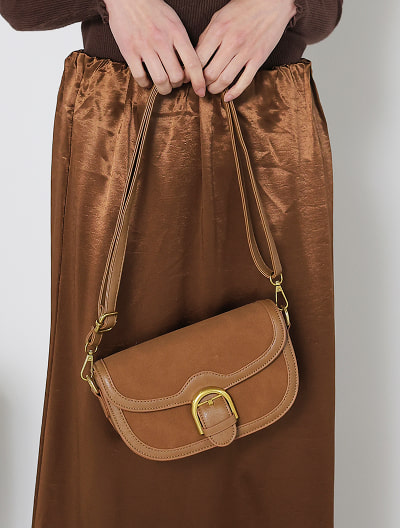 メタルカバーショルダーバッグ