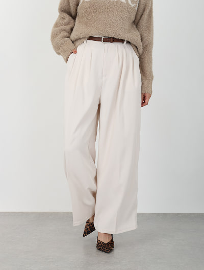 タックワイドパンツ