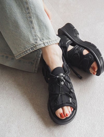 やわらかソールレースアップスニーカーサンダル