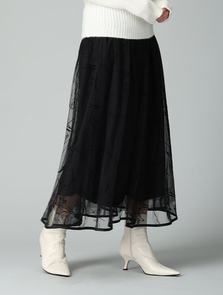 裾パイピングプリントチュールスカート