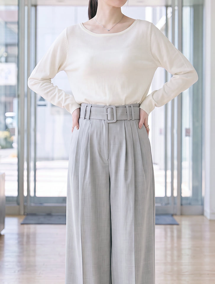クルーネックシンプルニット