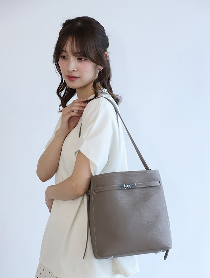 ステッチワンハンドルショルダーバッグ