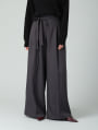 ウエストリボン付きセンタープレスワイドパンツ