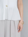 ゴールドボタンペプラムVネックニット