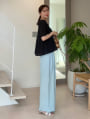 【shieセレクト】シアーシャーリングVネックブラウス