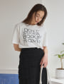 ロゴプリントTシャツ