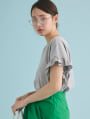 袖フリルTシャツ