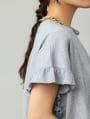 袖フリルTシャツ
