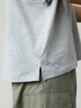 袖フリルTシャツ