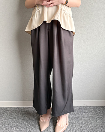 156cm着用感リラクシータックワイドパンツ